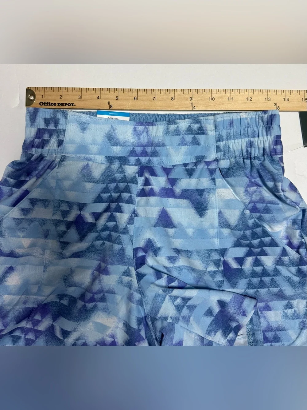NWT Columbia women’s Lazy Creek Chill zero Blue Geometric Athletic Shorts size S
